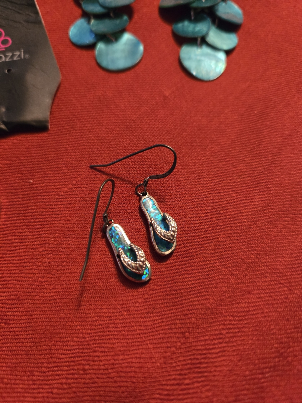 Jewelry Bundle Summer Beach Vacation Flip Flop & Tiered Earrings Shell Necklace - Picture 2 of 4